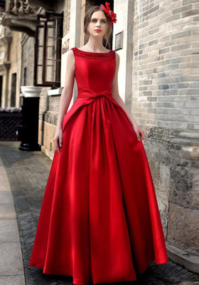 Ladies Slim Fit Solid Color Sleeveless Blackless Evening Dress