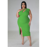 Plus Size Women's Tight Fitting One Shoulder Slit Solid Asymmetric Dress