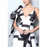 Fashionable Strap Swing Party Dress For Women