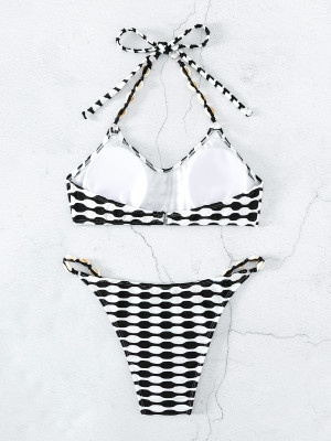 Black And White Shell Striped Contrast Bikini Two Pieces Swimsuit