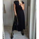 Women Round Neck Sleeveless Pleated Dress