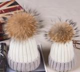 BLRFH02 Mother Kids Raccoon Fur Balls Knitted Hats
