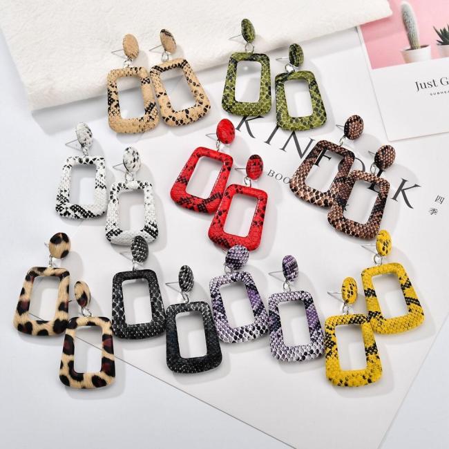 XHE1 earring  Adorn
