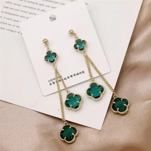 Earring72 Fashion Earrings