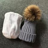 BLRFH04 Raccoon Fur Ball Knitted Winter Thickness Hats