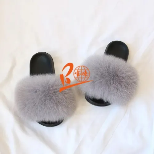 BLFSCGR Grey Fox Fur Slippers