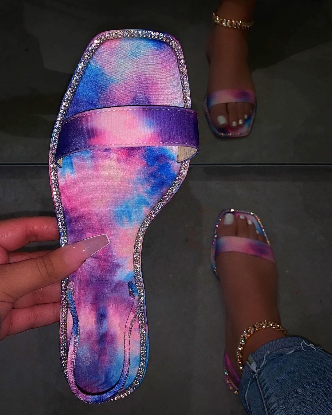 new trendy slides