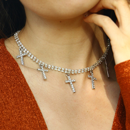 0180 Fashion Necklace Necklaces