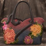 2020 Leather handbag 602536