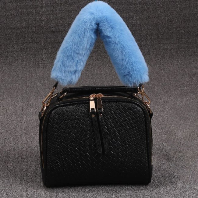 2020 New Fashion Handbag Chains Shoulder Bag Fur Straps 88669