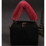 2020 New Fashion Handbag Chains Shoulder Bag Fur Straps 88669