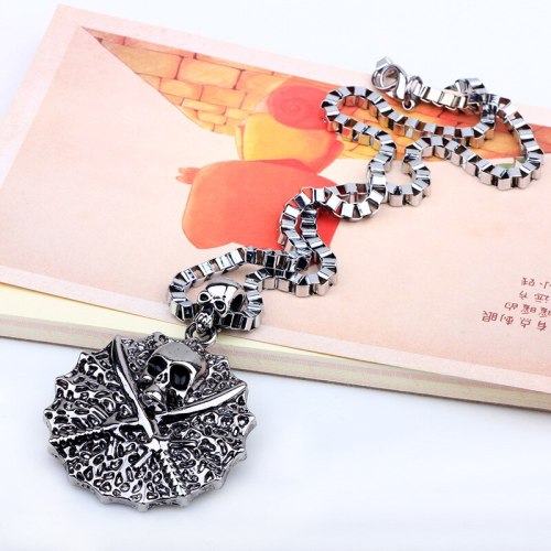 Hot Sale Shining Silver Color Alloy Caribbean Pirate Sword Necklaces QNN503243