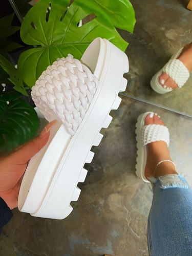 Women's Fashion Thick-Soled Flat Woven Indoor Slippers Slides