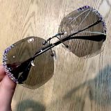 Fashion Oversized Rimless Diamond Square Sunglasses 06071