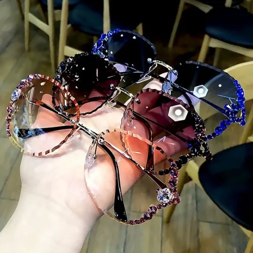 Women Vintage Rhinestone Bling Sunglasses Shade 06273