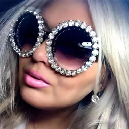 Rhinestone Female Trendy Gradient Suglasses GV100516