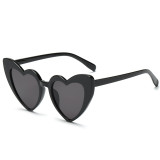 Women Love Vintage Heart Sunglasses s1707081