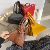 Triangle PU Leather Mini Crossbody Handbags 118A