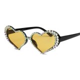 Vintage Heart Women Fashion Rhinestone Cat Eye Sunglasses 2589