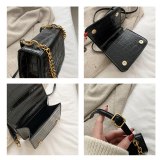 Crocodile Pattern Chain Small Square PU Leather Women's Handbags 962132