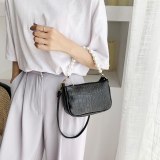 Women Leather Solid Color Chain Handbags 975364