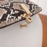 Classic Black Women Chain PU Leather Crocodile Pattern Handbags F673849