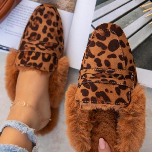 Women's Fur Slip-on Point Toe Fashion Plush Slippers