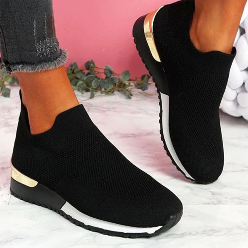 Women Solid Color Sport Slip-On Sneakers