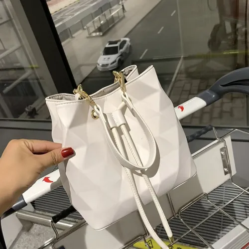 Women Fashion PU Leather Classic Black White Handbags 196-232132