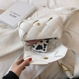 New Design Women Weave Plaid Handle Padded Handbags 11040314