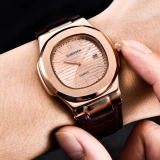 Men Fashion Leather Band Date Wristwatches 121021