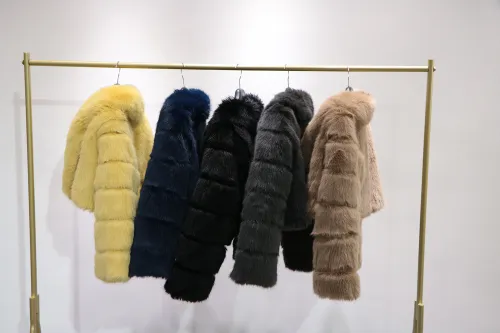Fashion Women Faux Fox Warm Fur Coat With Lapels 2021-WT-00112