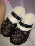 Autumn and Winter Cartoon Fleece-Lined Plush Warm Hole Shoes