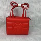 Fashionable women's handbag