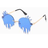 Trendy sunglasses Trendy street style sunglasses
