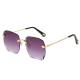 Fashionable sunglasses Trendy sunglasses Women V7000819