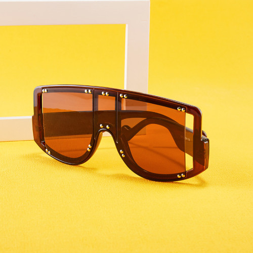 Trendy sunglasses Trendy street style sunglasses 35768