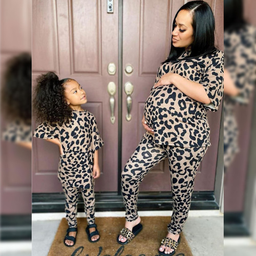 Summer Leopard Print Mommy And Me Outfits Fashion Baby Girls Short Sleeve Top Legging Pants Kids Clothing Sets