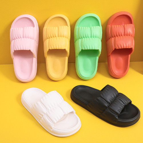 New Cute Candy Color Summer Beach Light Weight Thick Bottom EVA Slippers For Women Soft Sole Indoor Bathroom Non-slip Sandals