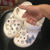 Luxury Rhinestones Croc Charms Designer DIY Pearl Shoes Decaration Accessories Chain for JIBS Clogs Hello Kids Women Girl Gifts