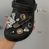 Retro Rhinestone Croc Charms Designer DIY Metal Pin Shoe Decoration Clogs Kids Boys Women Girls Gifts Charm for CROC JIBS