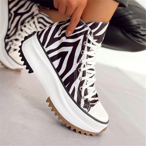 Yes sneakers time Fashion Sneaker