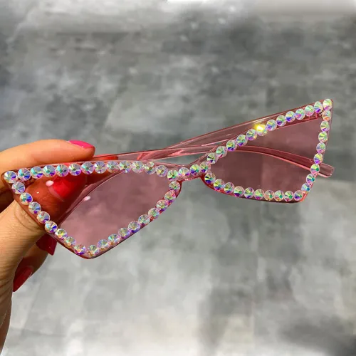 Famous Designer Rhinestone sun glasses Triangular Diamond Sunglasses Women 2022