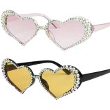 Fashion Heart shape Women Luxury Rhinestone Decoration Cat Eye Clear Sunglasses