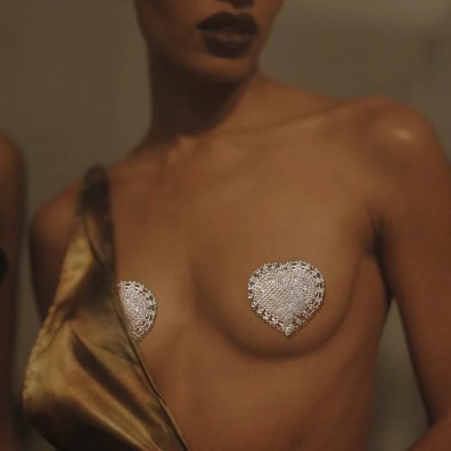 Hot Selling Heart-Shaped Chest Stickers Sexy Hollow Rhinestone Breast Stickers Fashionable Sexy Chest Accessories