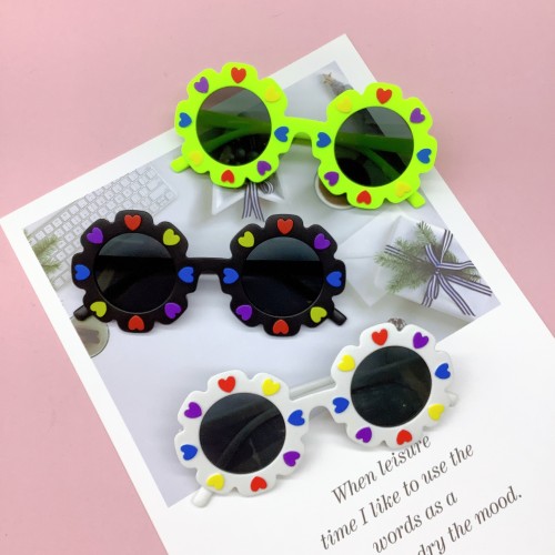 DJ3801 New children's sunglasses PC flowers peach heart sun glasses outdoor anti-ultraviolet UV400 colorful Kids love glasses