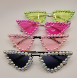 Luxury Fashion Punk Rimless Sun Glasses Women Futuristic Diamond Sunglasses Cat Eye With Pearl