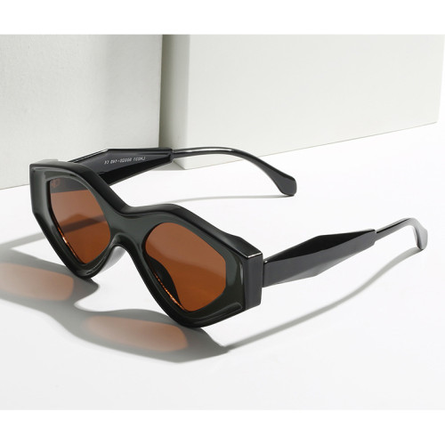 Sunway Eyewear New Triangle Cat Eye Sunglasses Butterfly Irregular Personality Fashion Women Sun Glasses