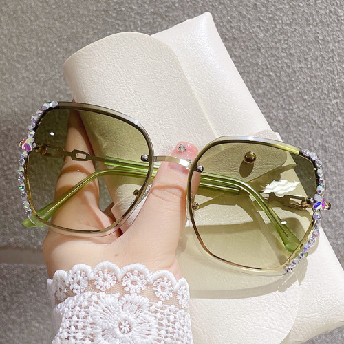 2023 Luxury trendy oversized square sunglasses with rhinestones ins shades sunglasses for women fashion sun glasses