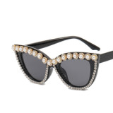 2023 New Fashion Vintage Cat Eye Diamond Sunglasses Hot selling rhinestone sunglasses for women UV protection eyewear